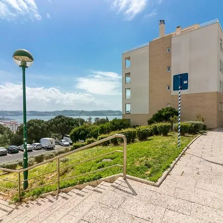 Casa Frente Al Tejo